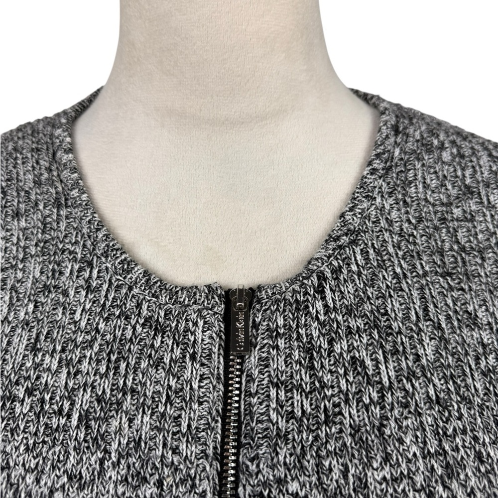 Calvin Klein gray textured zip front long sleeve sweater size large - Picture 3 of 11